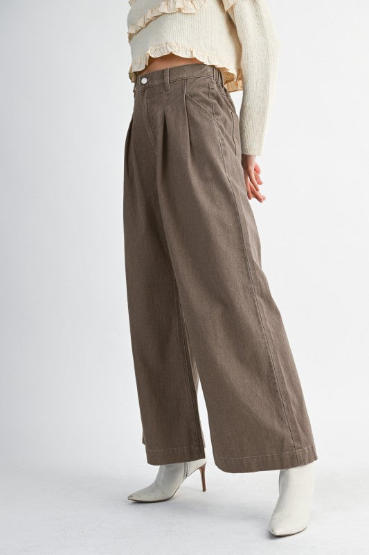 Pleated Wide Leg Jean