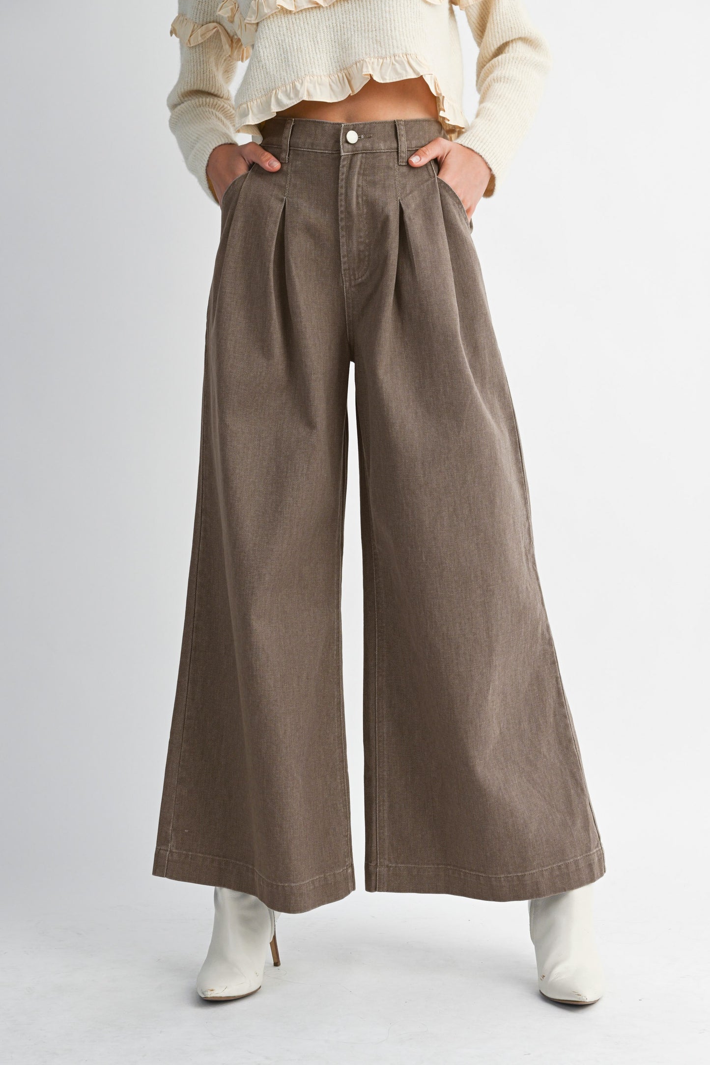 Pleated Wide Leg Jean
