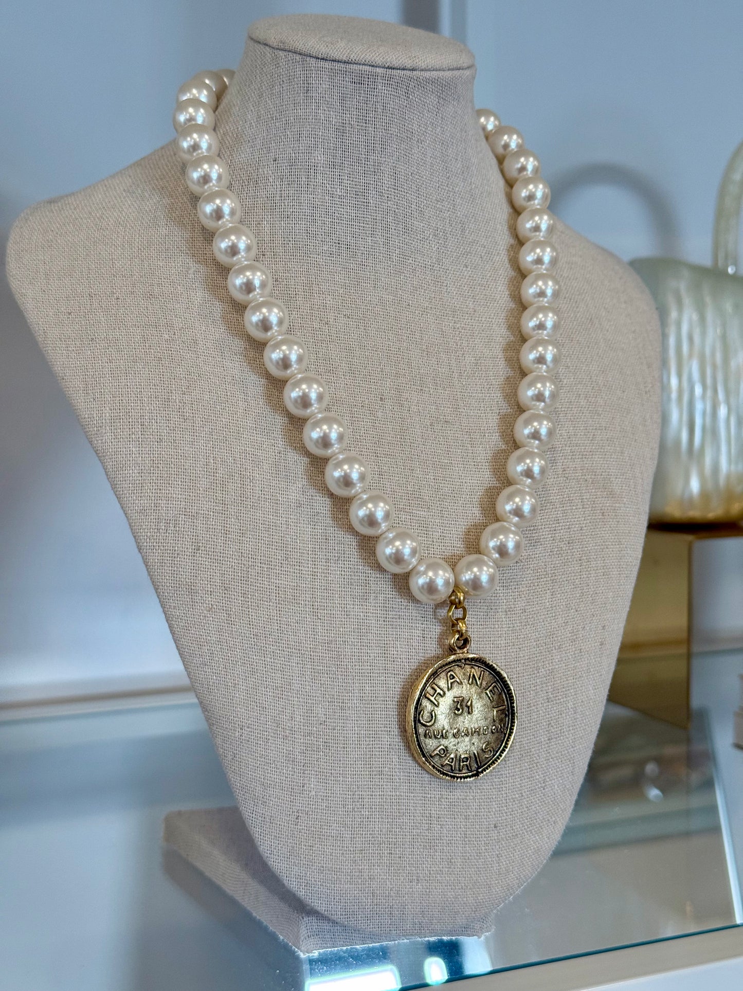 Pearl Chanel Inspired Vintage Mark 31 Rue Cambon