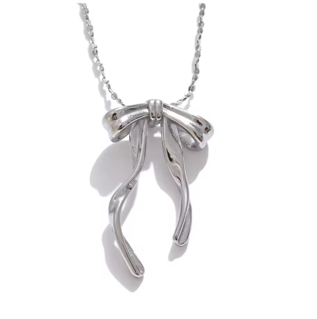 Put a Bow On It Necklace