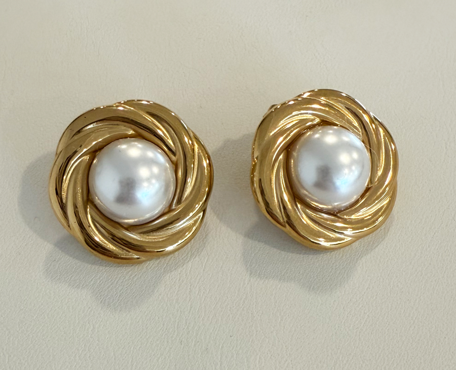 Clare Stud Earrings