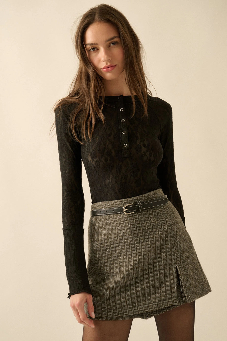 Floral Lace Raglan - Black