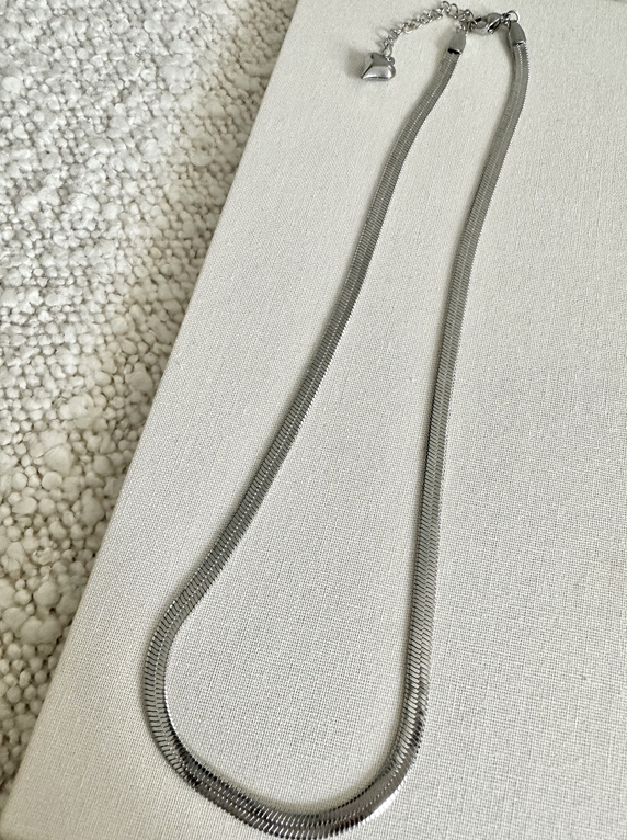 Ashley Snake Chain