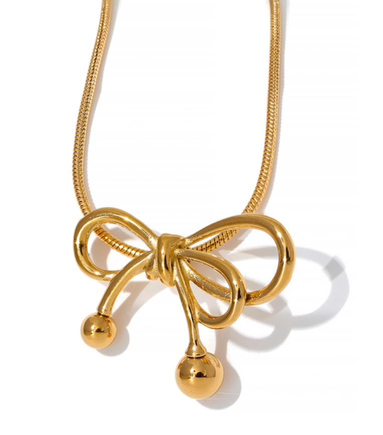 Bow Pendant Necklace