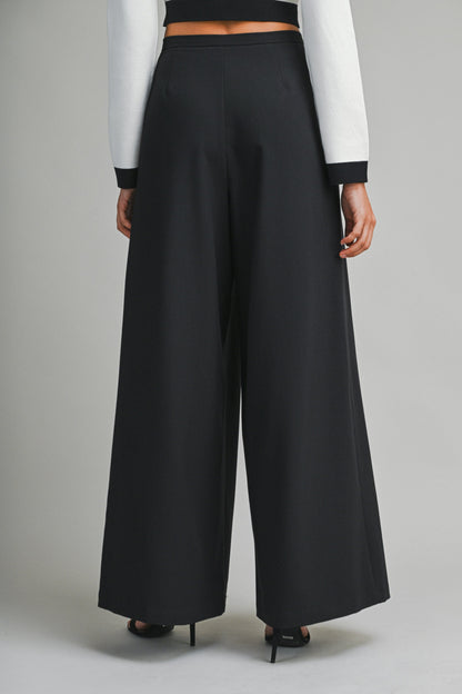 High Waisted Pleated Pant
