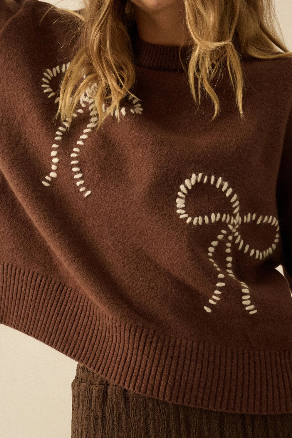 Bow Embroidered Sweater - Brown