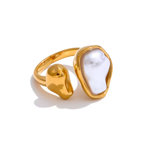 Baroque Pearl Ring