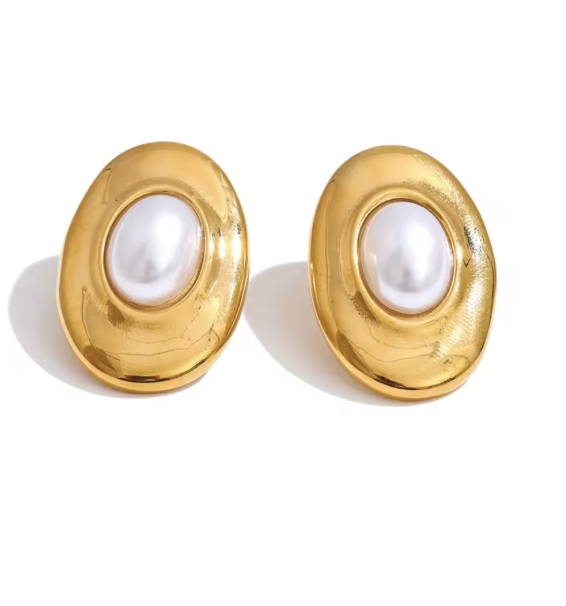 Betty Pearl Earrings