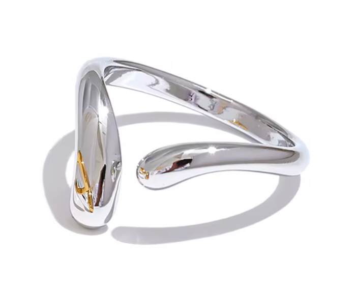 Tia Ring
