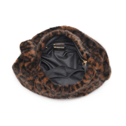 Cecilia Hobo