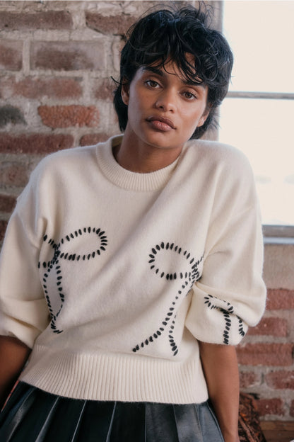 Bow Embroidered Sweater - Ivory