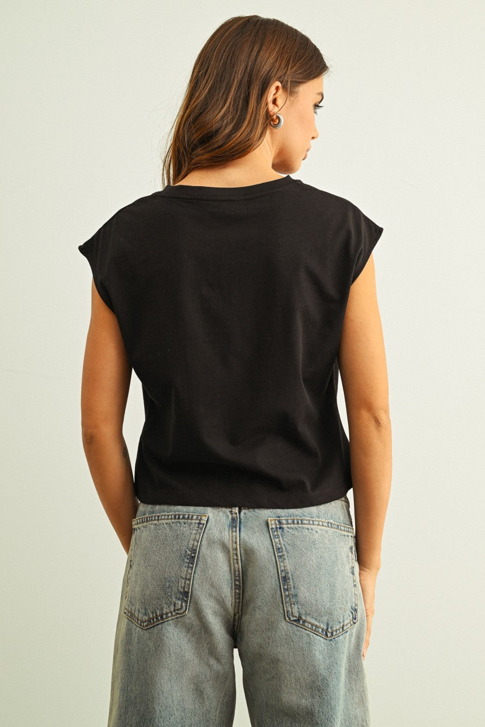 Lia Tee - Black
