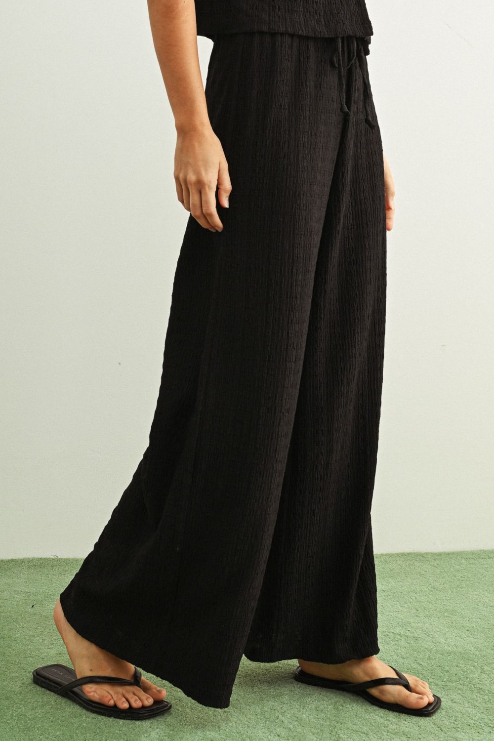 Crinkle Elastic Band Pant